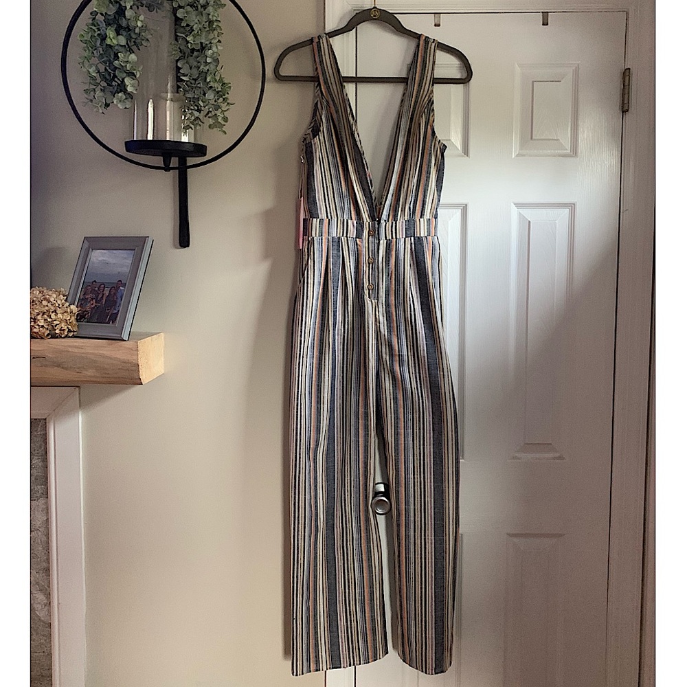 Striped Deep V Romper 🌻